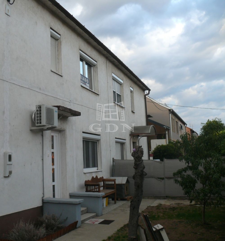 Verkauf Kecskemét Wohnung (Ziegel)